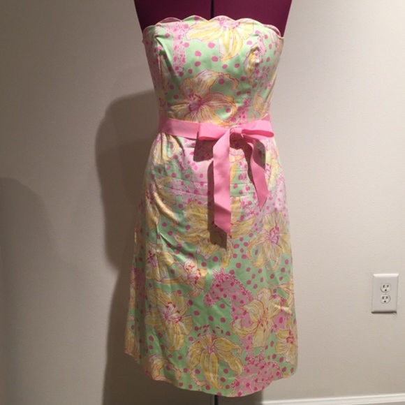 Lilly Pulitzer Dresses & Skirts - Lilly Pulitzer "Fillies for Lillies" Dress